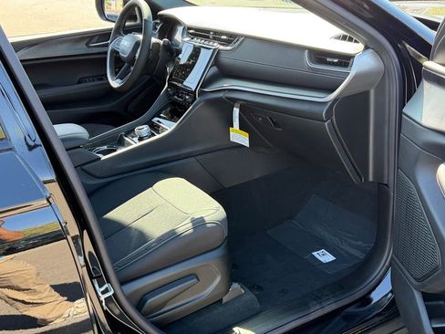 New 2026 Jeep Grand Cherokee Laredo X image 20