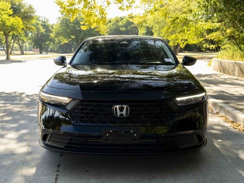 Used 2025 Honda Accord LX image 3