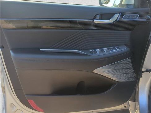 Used 2024 Hyundai Palisade Calligraphy image 7