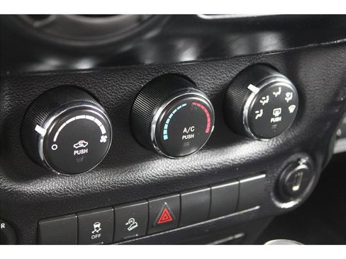 Used 2017 Jeep Wrangler Unlimited Sport w/ Power Convenience Group image 20