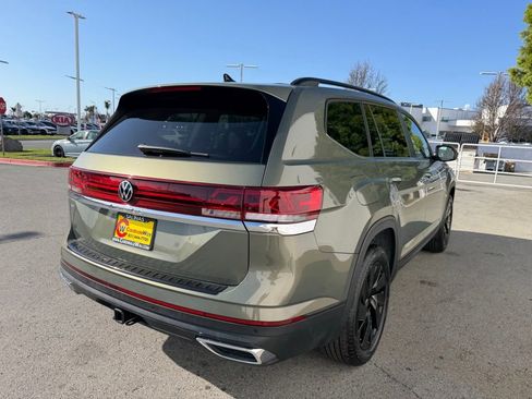 New 2026 Volkswagen Atlas SE FWD image 6