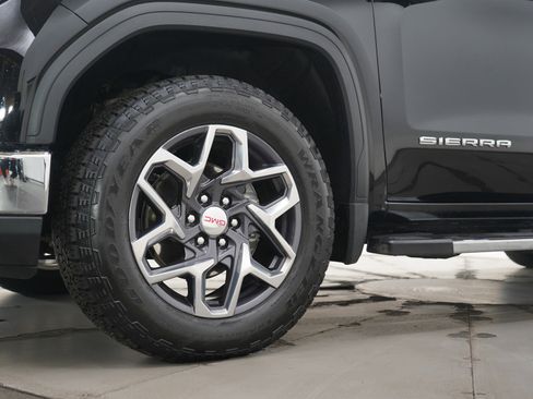 Used 2023 GMC Sierra 1500 SLT w/ SLT Premium Plus Package image 29
