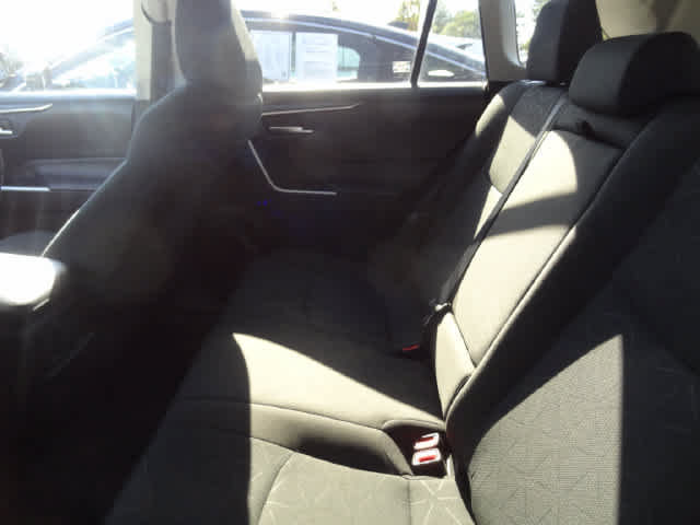 Used 2024 Toyota RAV4 XLE AWD/4WD image 8