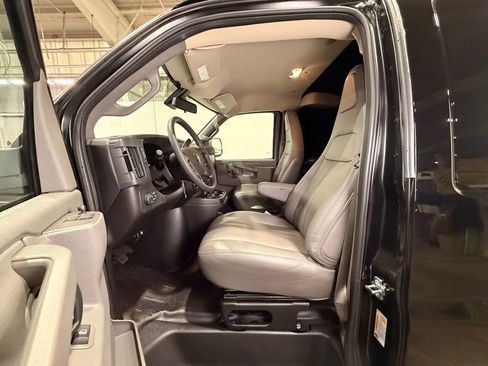 New 2025 Chevrolet Express 2500 w/ Communications Package image 17