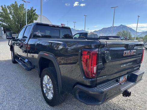Used 2020 GMC Sierra 3500 Denali w/ Denali Ultimate Package AWD/4WD image 5
