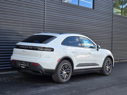 New 2026 Porsche Macan Electric image 7