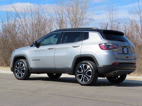 Used 2023 Jeep Compass Limited AWD/4WD image 25