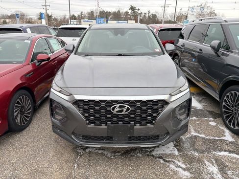 Used 2019 Hyundai Santa Fe SE image 6