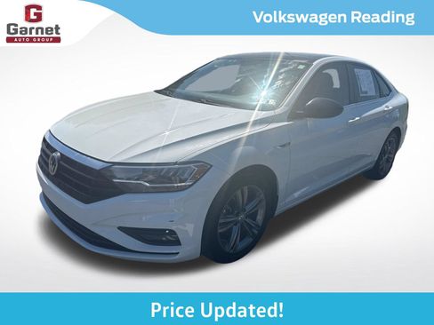 Certified 2021 Volkswagen Jetta R-Line w/ R-Line Cold Weather Package FWD image 1