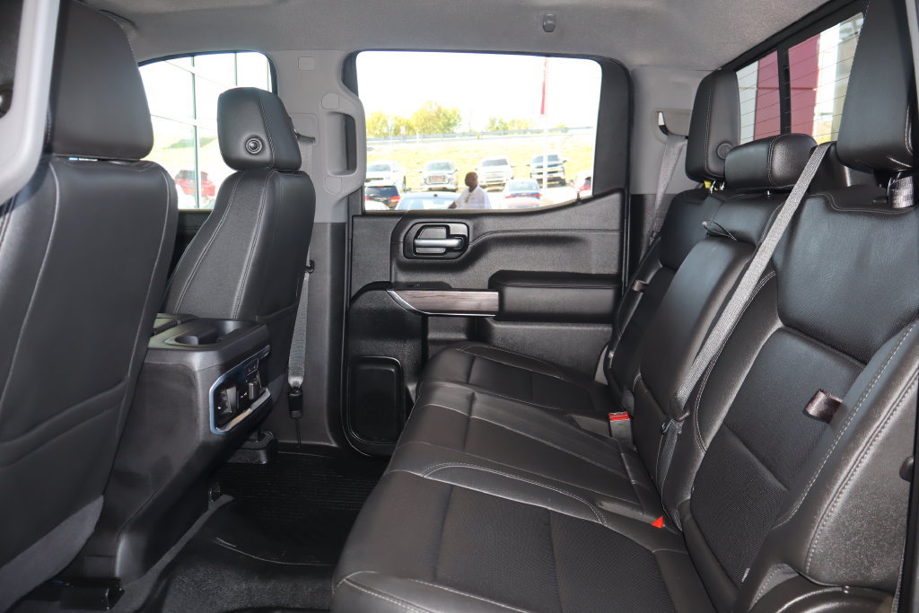 Used 2021 Chevrolet Silverado 1500 LTZ AWD/4WD image 34