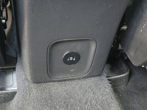 Used 2023 Ford Escape ST-Line w/ Equipment Group 301A FWD image 16