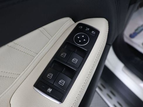 Used 2018 Mercedes-Benz GLE 43 AMG 4MATIC image 28