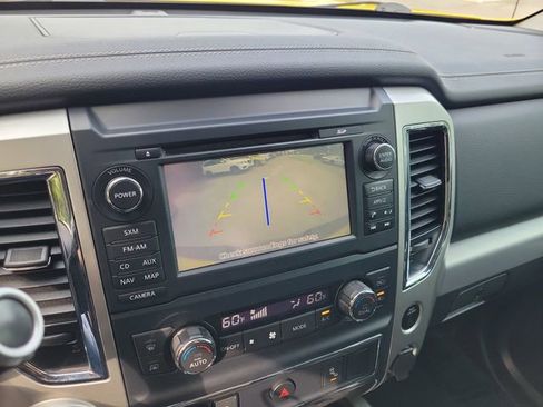 Used 2017 Nissan Titan PRO-4X AWD/4WD image 19