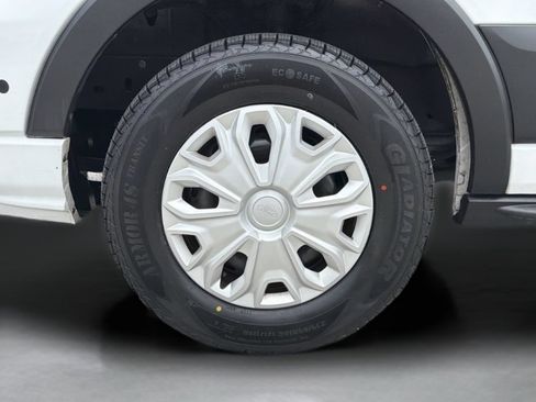 Used 2024 Ford Transit 350 XLT RWD image 32