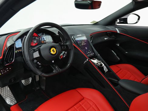 Certified 2022 Ferrari Roma image 2