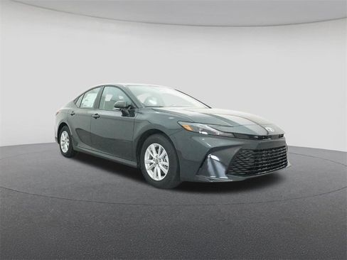 New 2026 Toyota Camry LE image 29