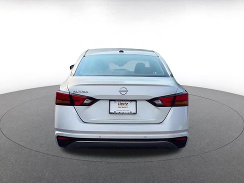 Used 2026 Nissan Altima 2.5 SV FWD image 11