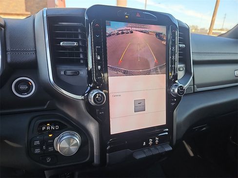 Used 2025 RAM 1500 Laramie image 24