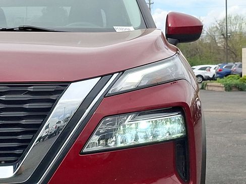 Used 2023 Nissan Rogue SV FWD image 27