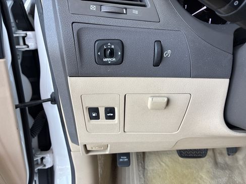 Used 2009 Lexus ES 350 FWD image 19