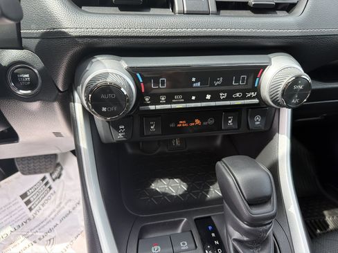 Used 2024 Toyota RAV4 XLE w/ Convenience Package AWD/4WD image 20