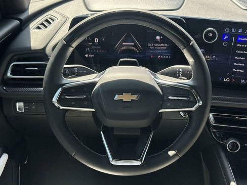 Used 2026 Chevrolet Traverse High Country w/ LPO, Floor Liner Package FWD image 19