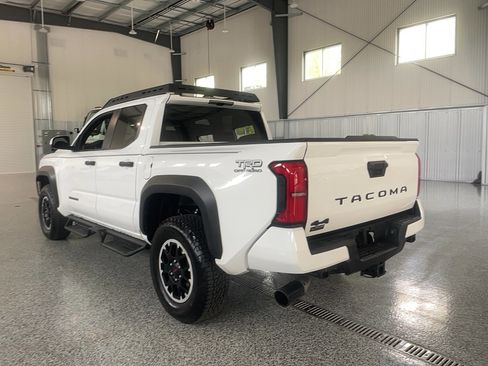 Used 2024 Toyota Tacoma TRD Off-Road AWD/4WD image 16
