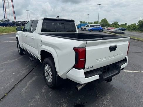 New 2026 Toyota Tacoma SR5 AWD/4WD image 5