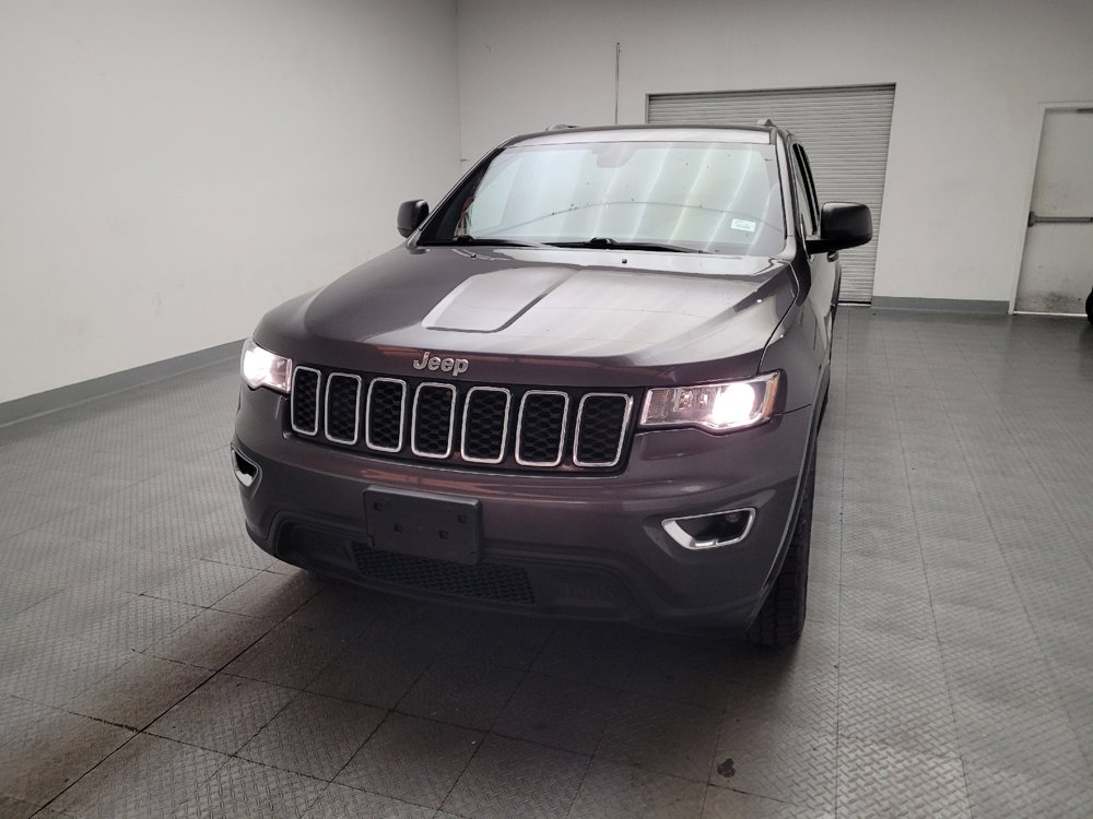 Used 2021 Jeep Grand Cherokee Laredo AWD/4WD image 15