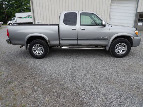 Used 2005 Toyota Tundra SR5 AWD/4WD image 1