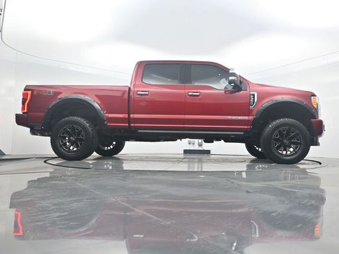 Used 2017 Ford F350 Platinum w/ FX4 Off-Road Package AWD/4WD image 30