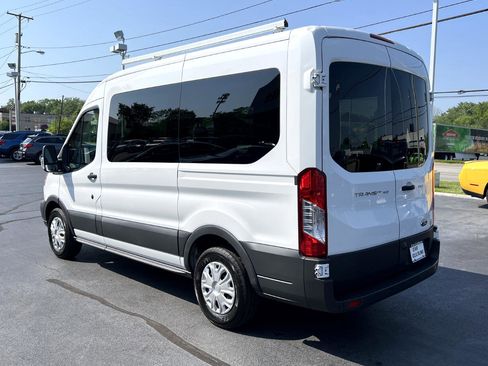 Used 2016 Ford Transit 150 XLT image 13