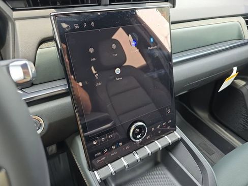 New 2026 GMC Terrain AT4 w/ Convenience Package III image 13