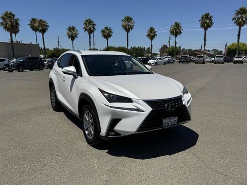 Used 2018 Lexus NX 300 FWD image 3