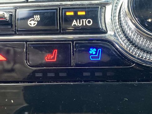 Certified 2022 Lincoln Corsair Standard w/ Equipment Group 101A image 24