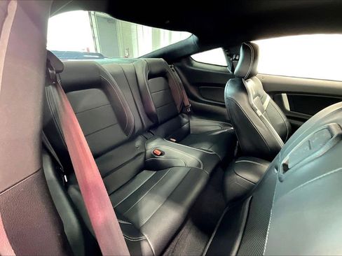 Used 2020 Ford Mustang Shelby GT500 w/ Technology Package image 19