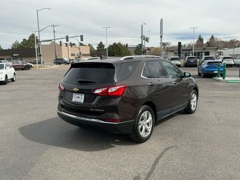 Used 2020 Chevrolet Equinox Premier image 3