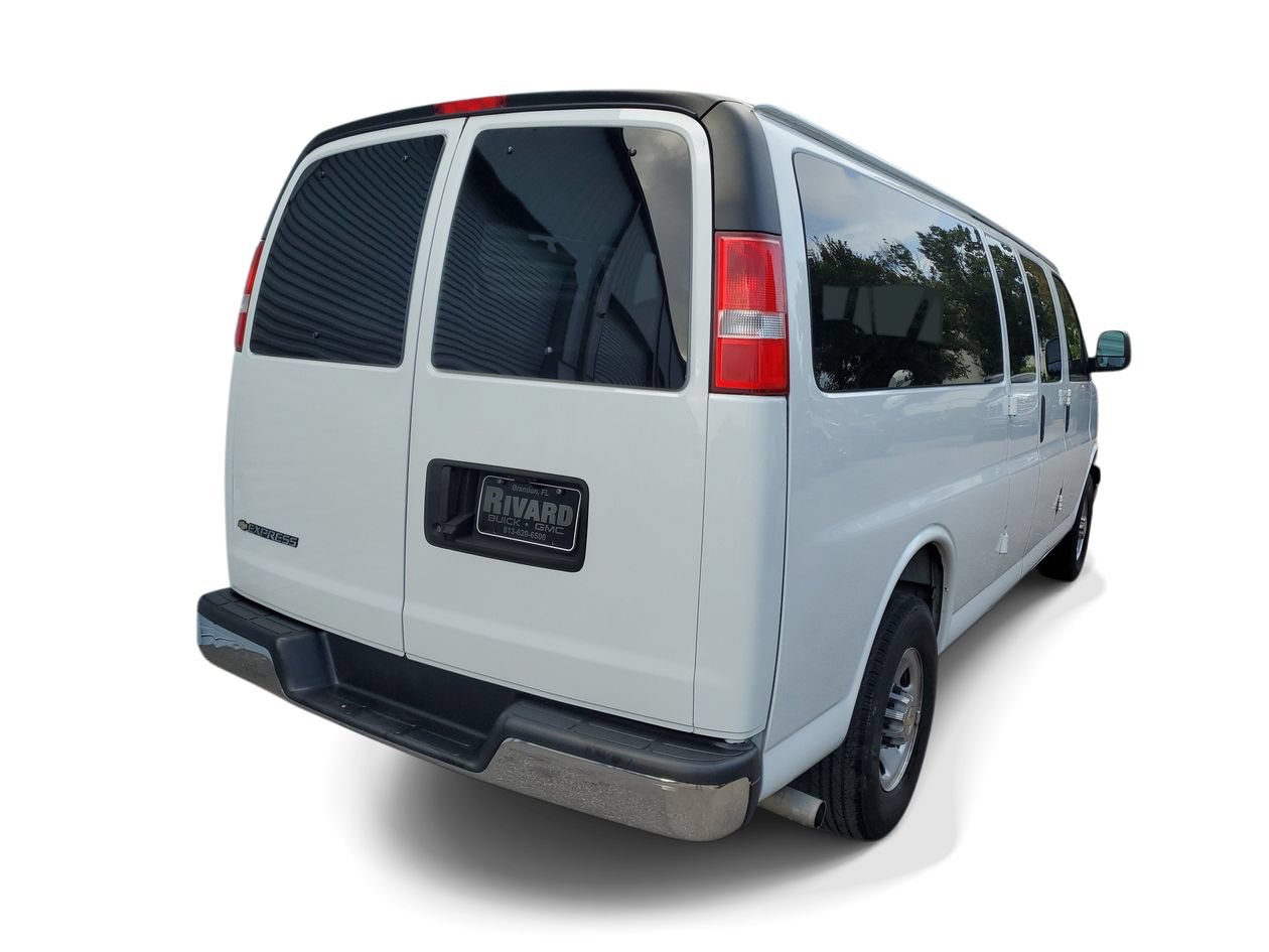 Used 2025 Chevrolet Express 3500 LT w/ LT Preferred Equipment Group RWD image 4