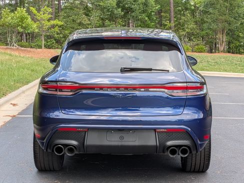 Certified 2024 Porsche Macan S AWD/4WD image 28