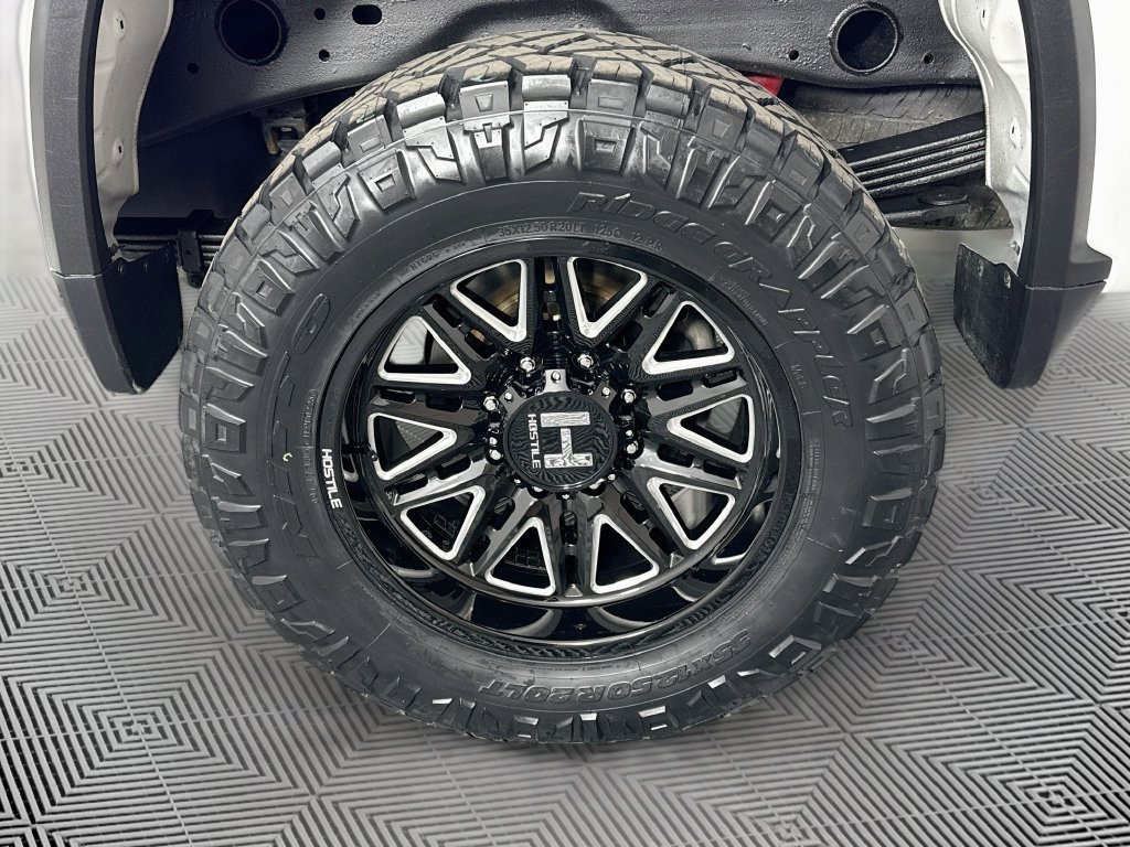 Used 2023 Chevrolet Silverado 2500 LT AWD/4WD image 28