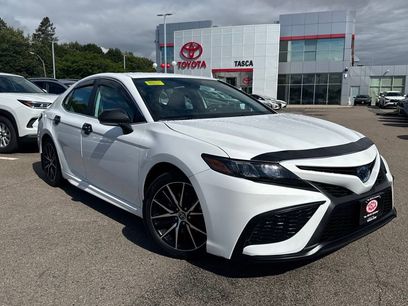 Used 2024 Toyota Camry SE