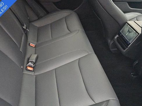 Used 2025 Tesla Model 3 Long Range RWD image 8