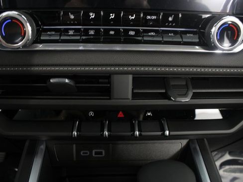 New 2026 Chevrolet Colorado LT image 7