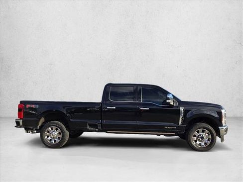 Used 2024 Ford F350 King Ranch w/ Chrome Package image 4