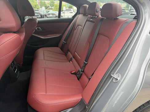 Used 2026 BMW 330i Sedan RWD image 31