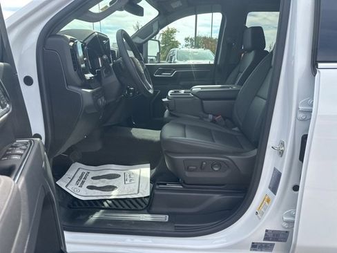 New 2026 Chevrolet Silverado 2500 LTZ image 16