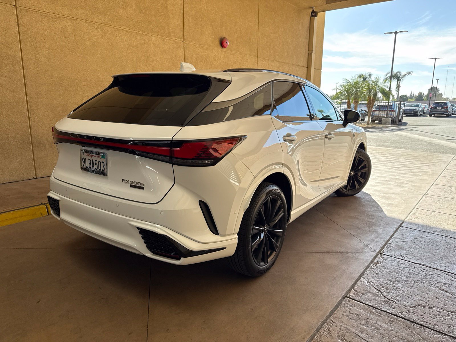 Used 2024 Lexus RX 500h F Sport w/ Convenience Package AWD/4WD image 3