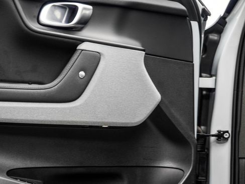 Used 2024 Polestar Polestar 2 AWD/4WD image 32