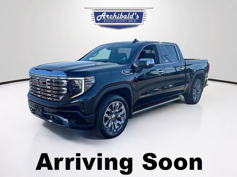 Used 2024 GMC Sierra 1500 Denali AWD/4WD image 2