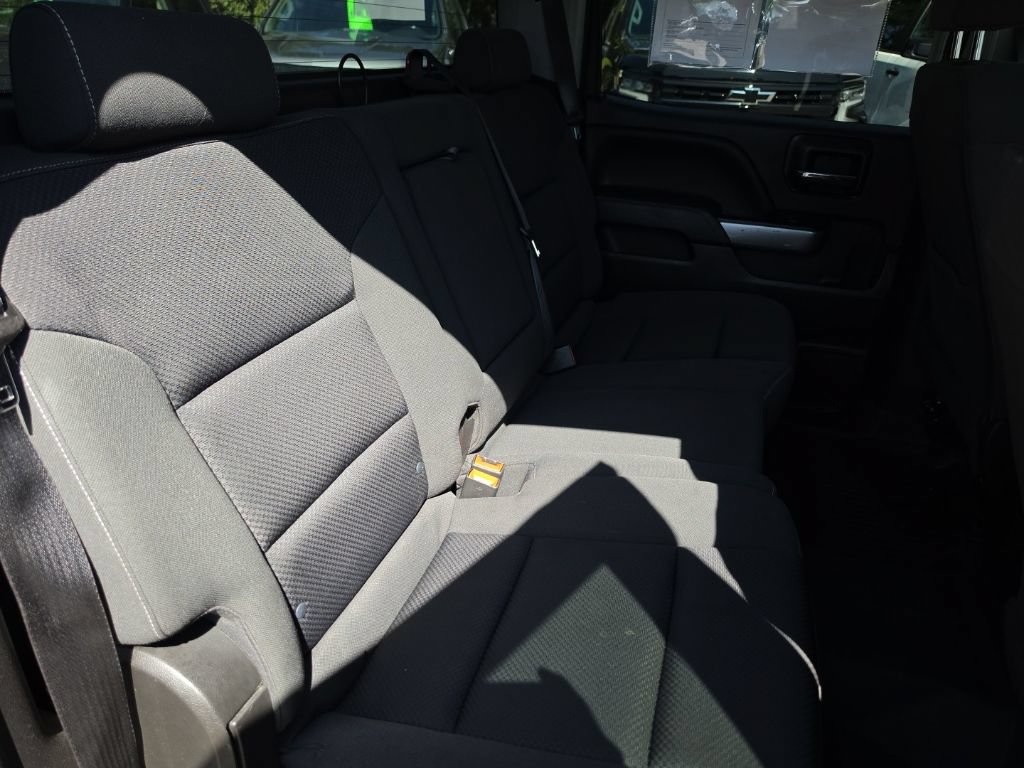 Used 2018 Chevrolet Silverado 1500 LT w/ All Star Edition AWD/4WD image 28